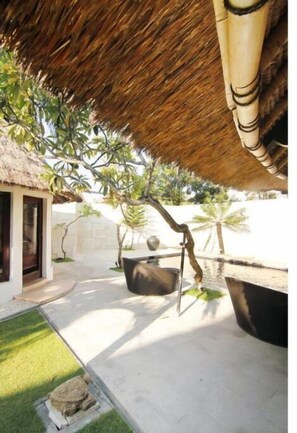 Terrace/patio - 3Bdr Luxurious Villas in Seminyak (Kuta)