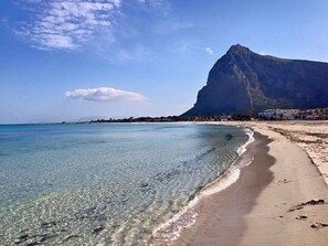 Beach - Aurora apartment a stone's throw from the sea (San Vito Lo Capo)