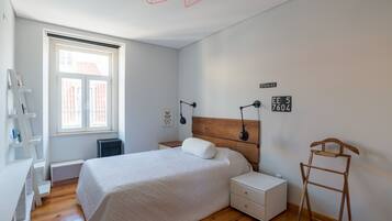 2 habitaciones, tabla de planchar con plancha y wifi gratis