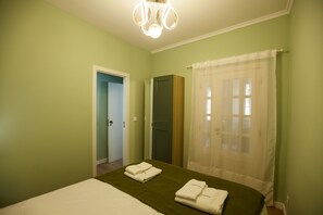 1 bedroom, iron/ironing board, free WiFi, bed sheets