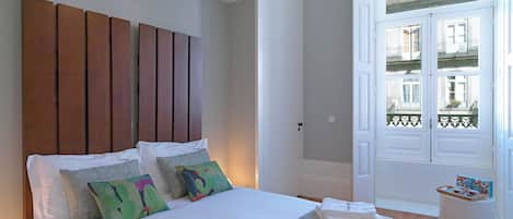 1 dormitorio, tabla de planchar con plancha, wifi gratis y ropa de cama