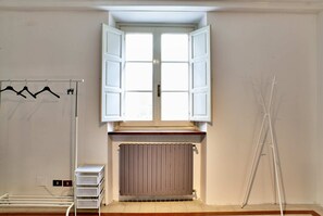 Interior - Bilocale Torre Guinigi (Lucca)