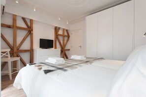 2 habitaciones, tabla de planchar con plancha y wifi gratis 