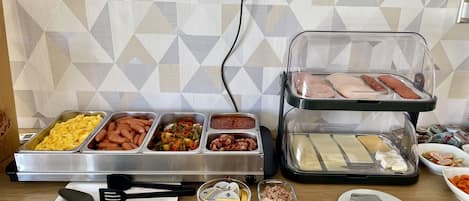 뷔페 아침 식사