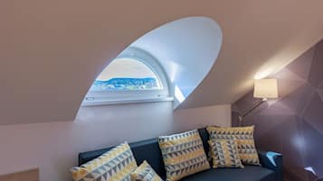 Executive-Dreibettzimmer (Sofa) | Minibar, Zimmersafe, Schreibtisch, Verdunkelungsvorhänge