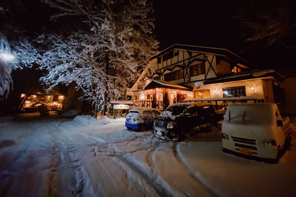 Front of property - evening/night