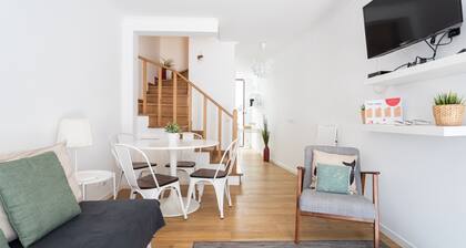 FLH Ericeira Cozy House with Terrace