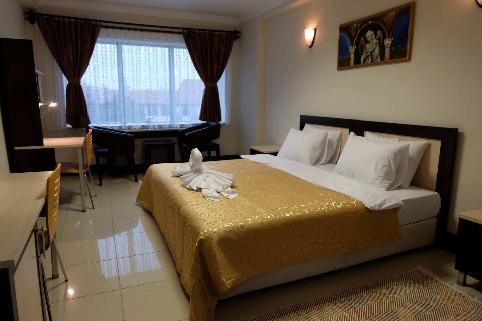 minibar, in-room safe, desk, blackout curtains