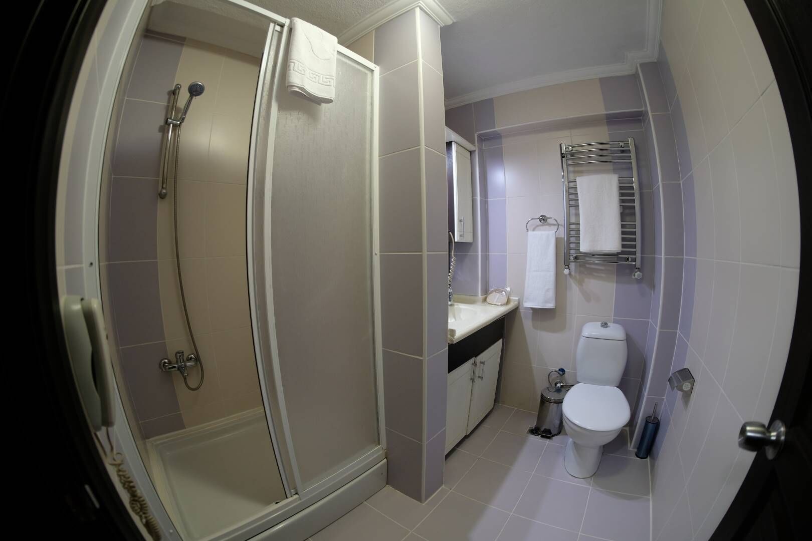 shower, free toiletries, hair dryer, slippers