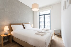 2 chambres, fer et planche à repasser, Wi-Fi gratuit, draps fournis