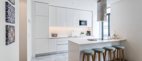 Fridge, microwave, oven, dishwasher