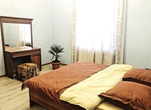 5 Schlafzimmer, schallisolierte Zimmer, kostenloses WLAN, Bettwäsche