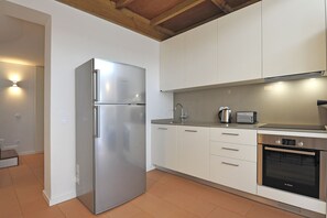 Frigorífic, microones, forn i rentaplats