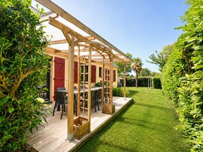 Outdoor dining - Élégante et cosy, maison classée 3*, à quelques pas de la plage du Teven (Île-Tudy)
