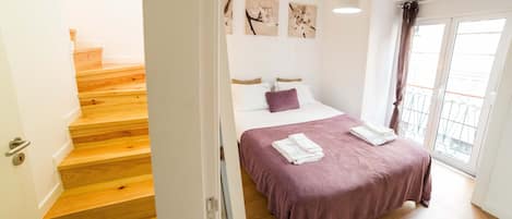 2 makuuhuonetta, silitysrauta/-lauta, ilmainen Wi-Fi, vuodevaatteet