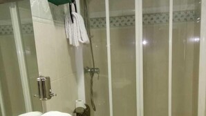 Studio | Phòng tắm