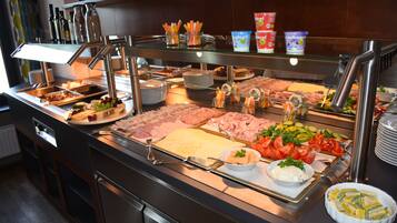 Tägliches inbegriffenes Frühstücksbuffet