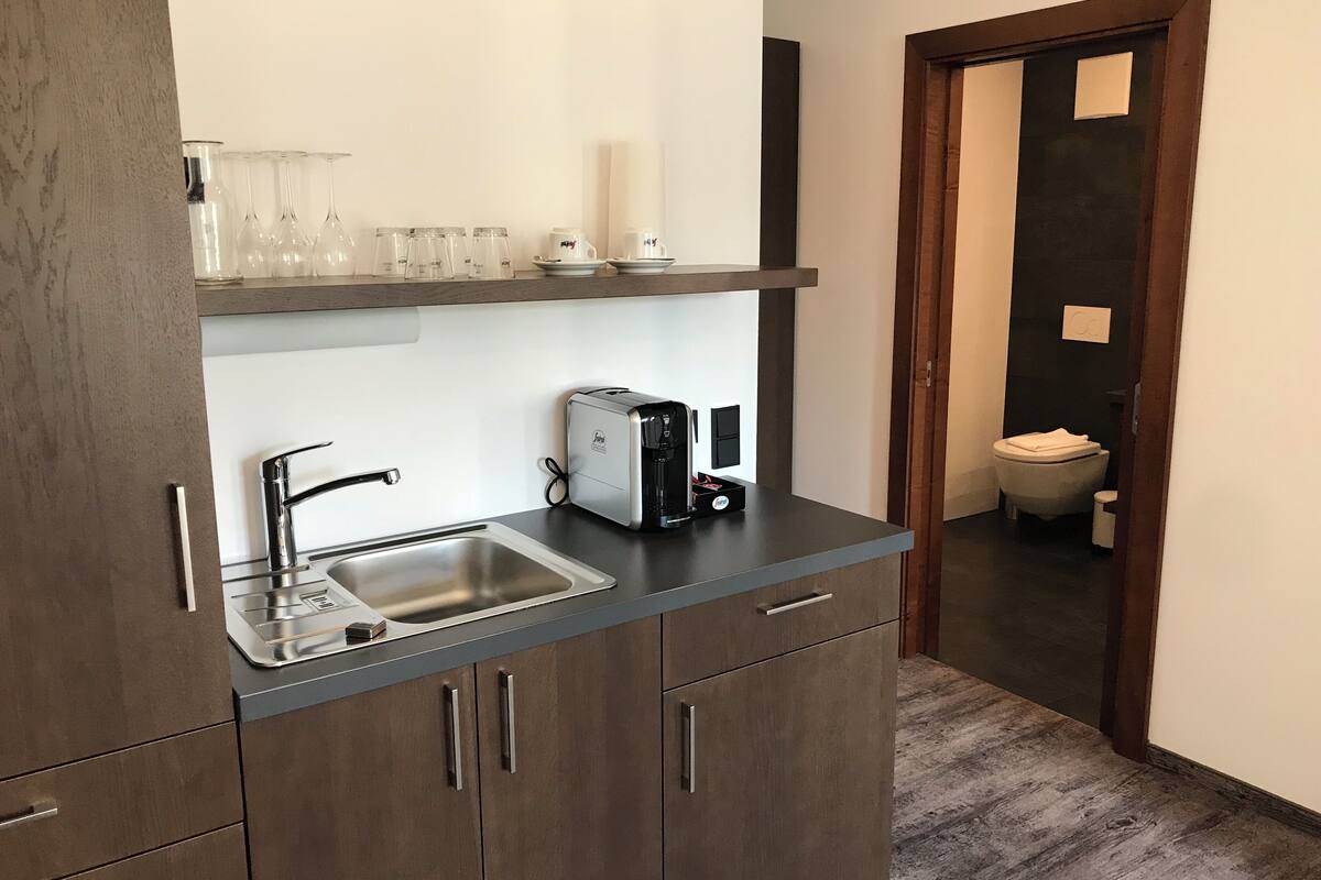 superior apartment, 2 single beds | private kitchen