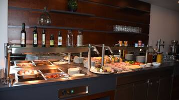 Desayuno buffet incluido todos los días