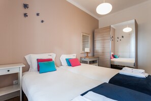 2 habitaciones, tabla de planchar con plancha y wifi gratis 