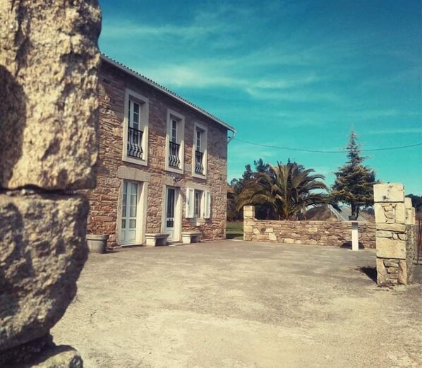 Fachada del alojamiento