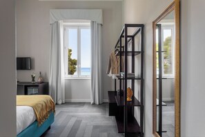 Deluxe Room | Premium bedding, minibar, in-room safe, desk - Villa Masetta - Luxury Suite (Palermo)