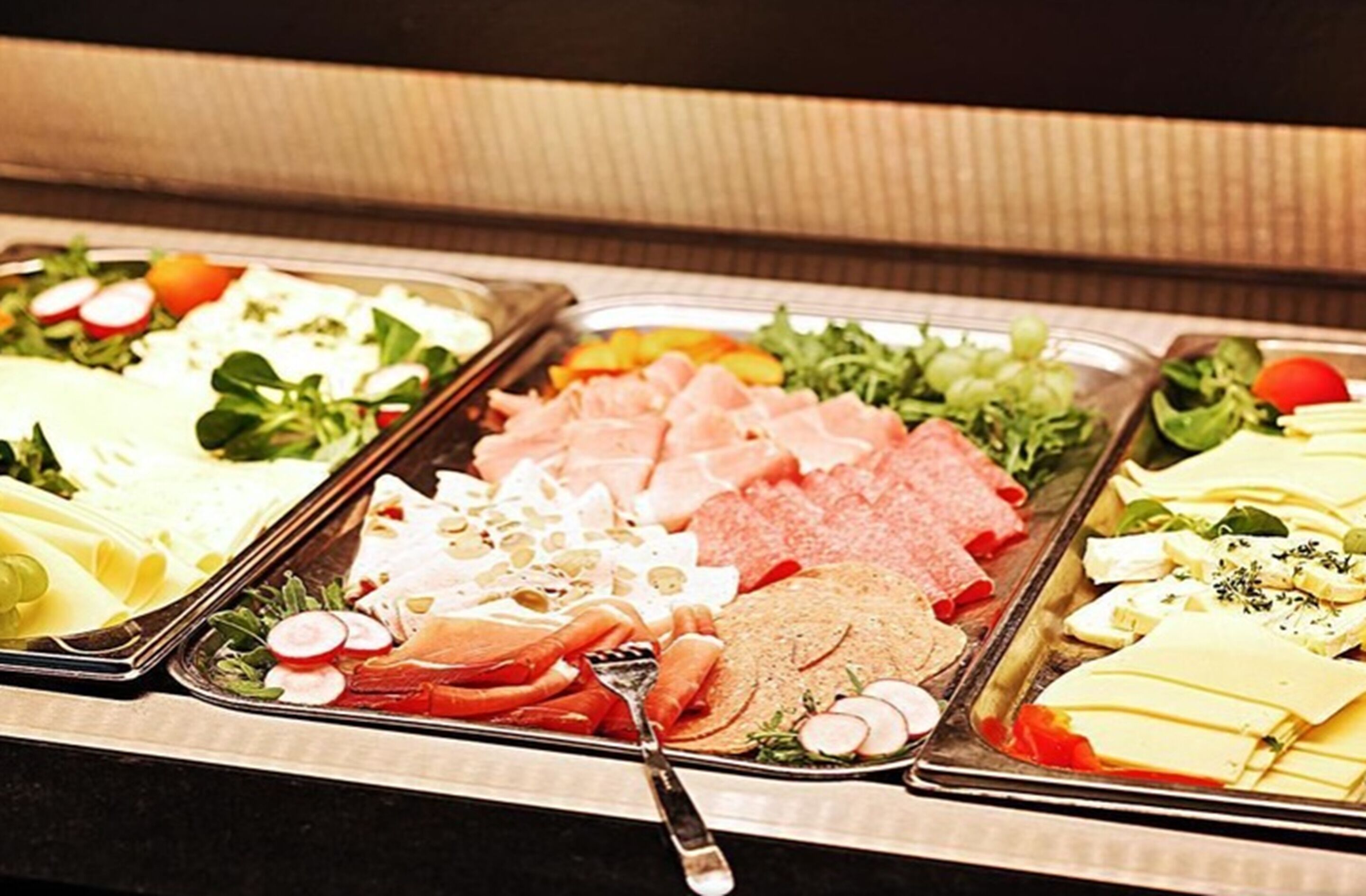daily buffet breakfast (eur 5 per person)
