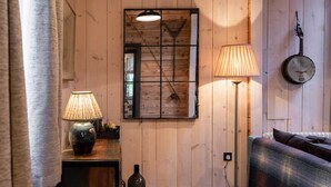 Lake Cabin Level Access | Zona de estar