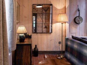 Televisión LCD, chimenea, piso con calefacción