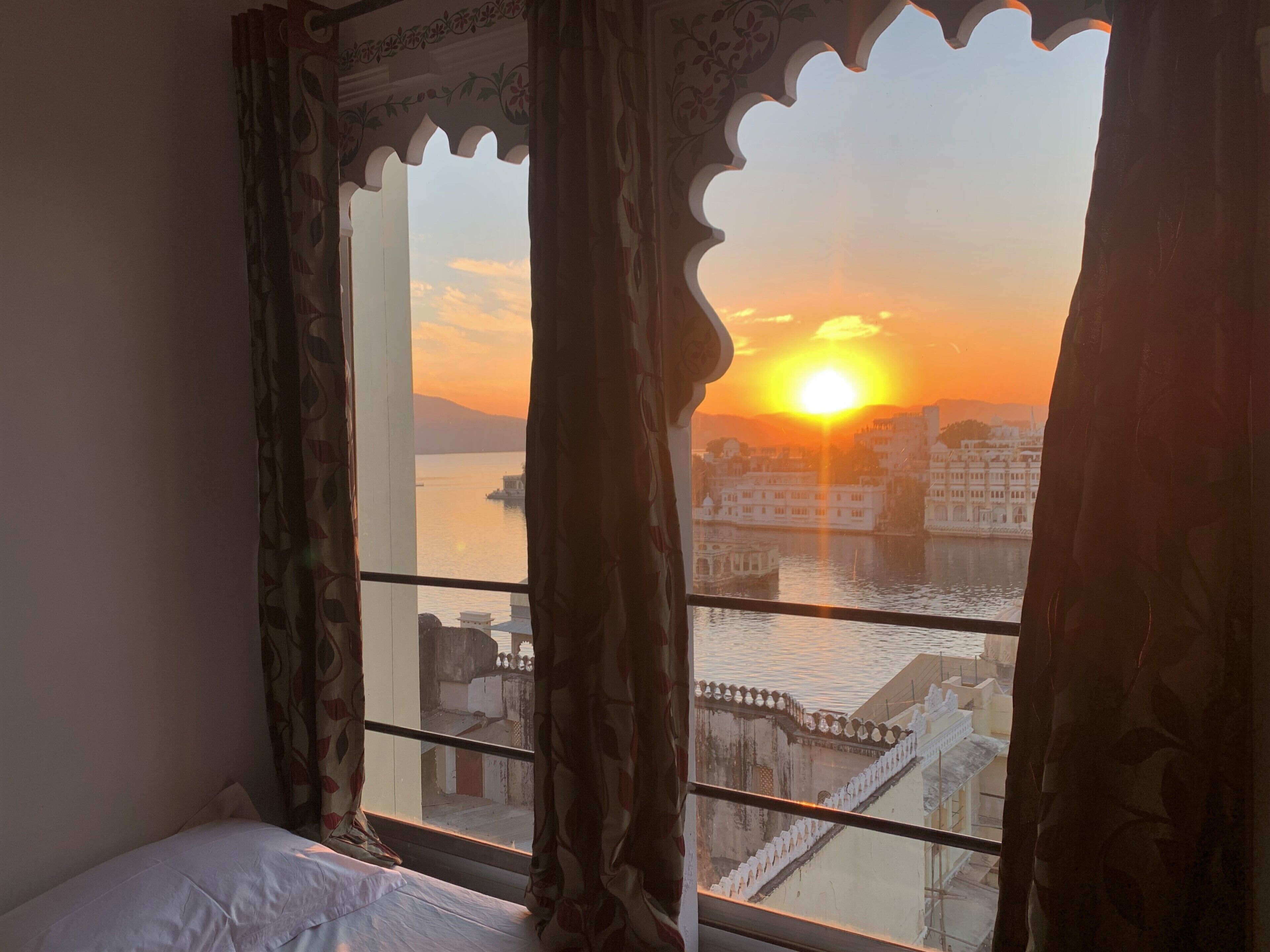 Camera Deluxe, vista lago | Con stile personalizzato, Wi-Fi gratuito