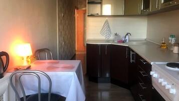 Apartment | Eigene Küche | Kühlschrank, Mikrowelle, Herdplatte, Wasserkocher