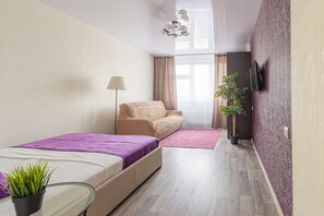 Iron/ironing board, free WiFi, bed sheets - KvartalApartments. Belozerskaya 5 (Nizhny Novgorod)