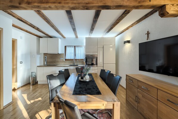 Dining - House Kaja (Ližnjan)