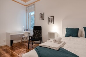 5 Schlafzimmer, Bügeleisen/Bügelbrett, kostenloses WLAN, Bettwäsche
