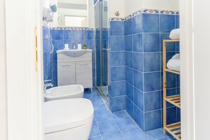 City Room | Bathroom