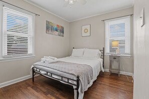 2 Schlafzimmer, Bügeleisen/Bügelbrett, WLAN, Bettwäsche