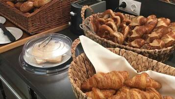 Desayuno buffet incluido todos los días