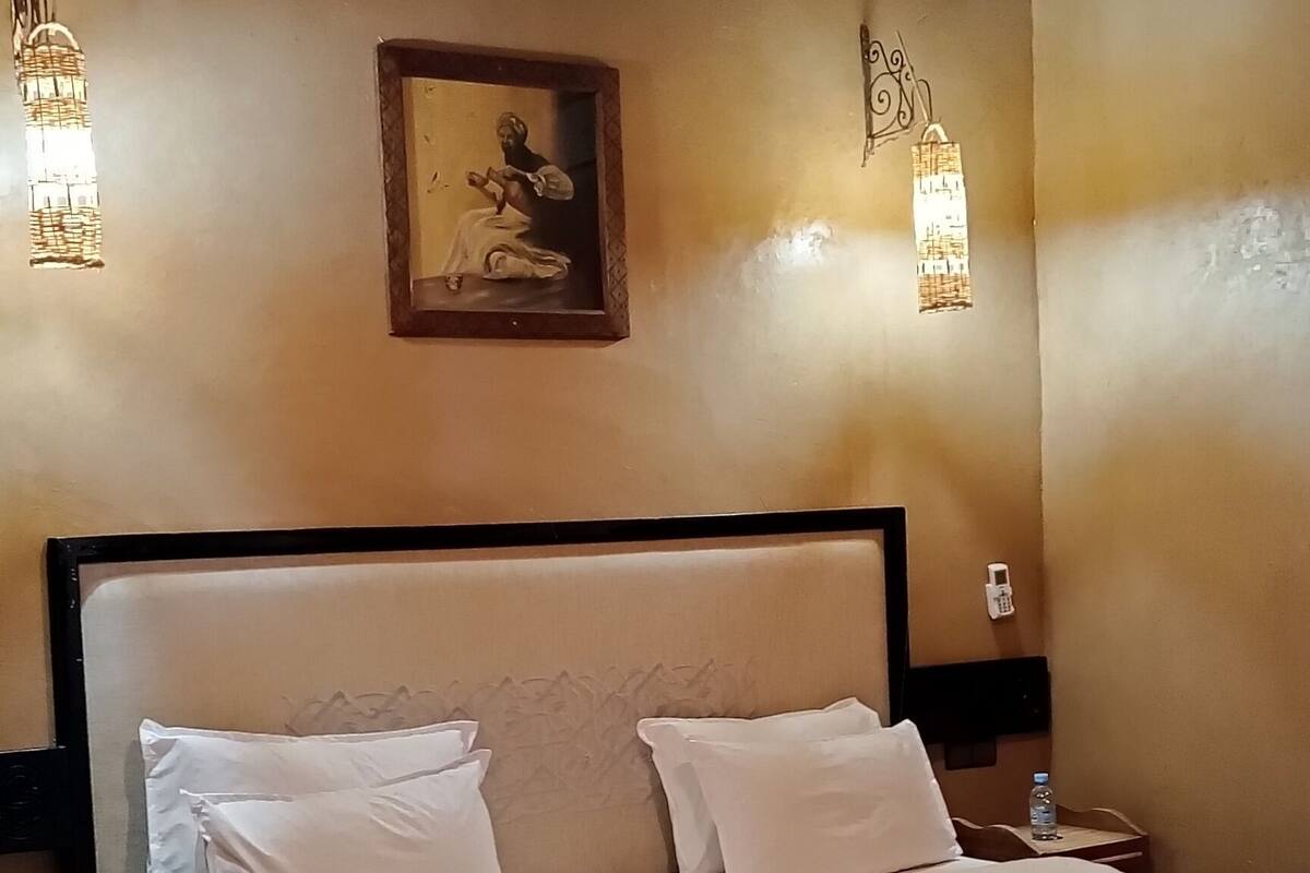 Deluxe Double Room, 1 King Bed, Balcony, Hill View