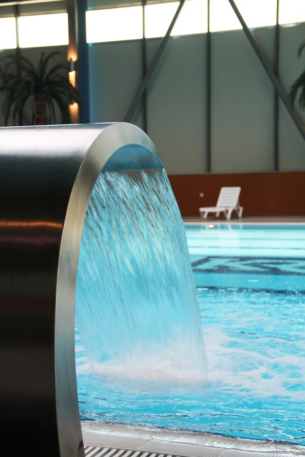 2 indoor pools, seasonal outdoor pool, pool umbrellas, sun loungers - Akropol Termal Şehir (Beypazari)