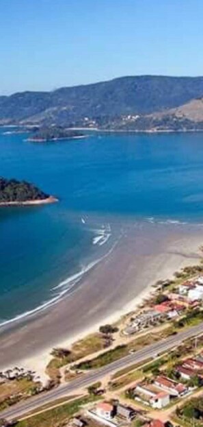 Beach nearby, 10 beach bars - Recanto Soga Chalés (Ubatuba)