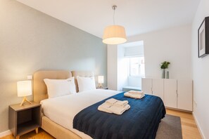 2 habitaciones, tabla de planchar con plancha y wifi gratis 