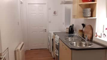 Apartment | Private kitchen | Fridge, microwave, oven, stovetop