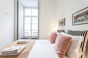 1 chambre, fer et planche à repasser, Wi-Fi gratuit, draps fournis