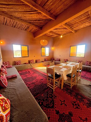 Breakfast, lunch, dinner served; local cuisine  - Dar Talmoudi (Tagounite)