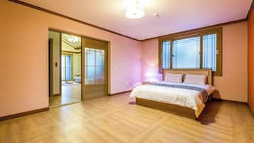 Room (202 (Spa)) | Free WiFi, bed sheets