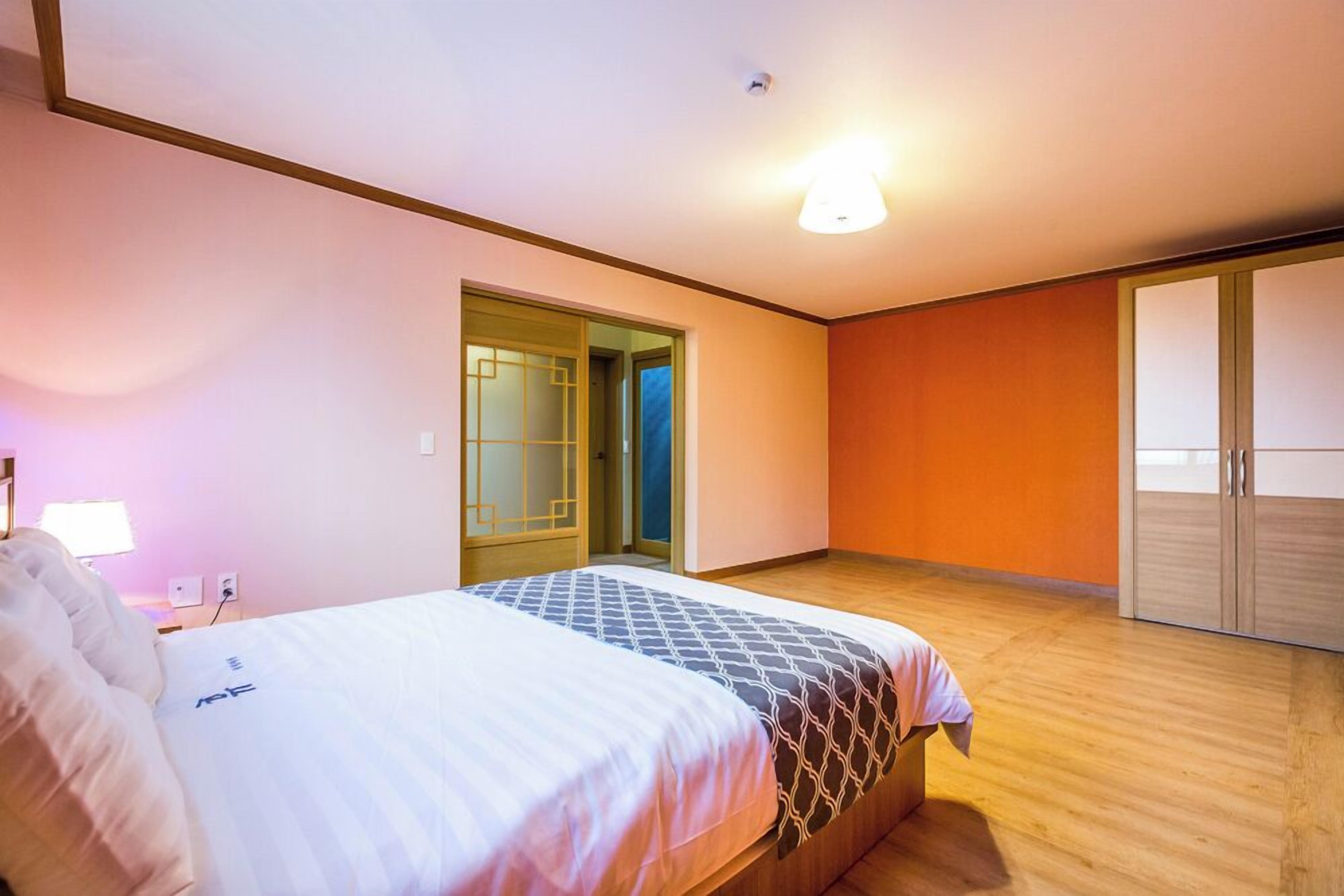 Kamar