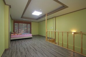 Habitación (101) | Wifi gratis y ropa de cama