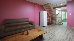 Unclassified image, 4 of 19, button - Milyang Apple Pension (Miryang)