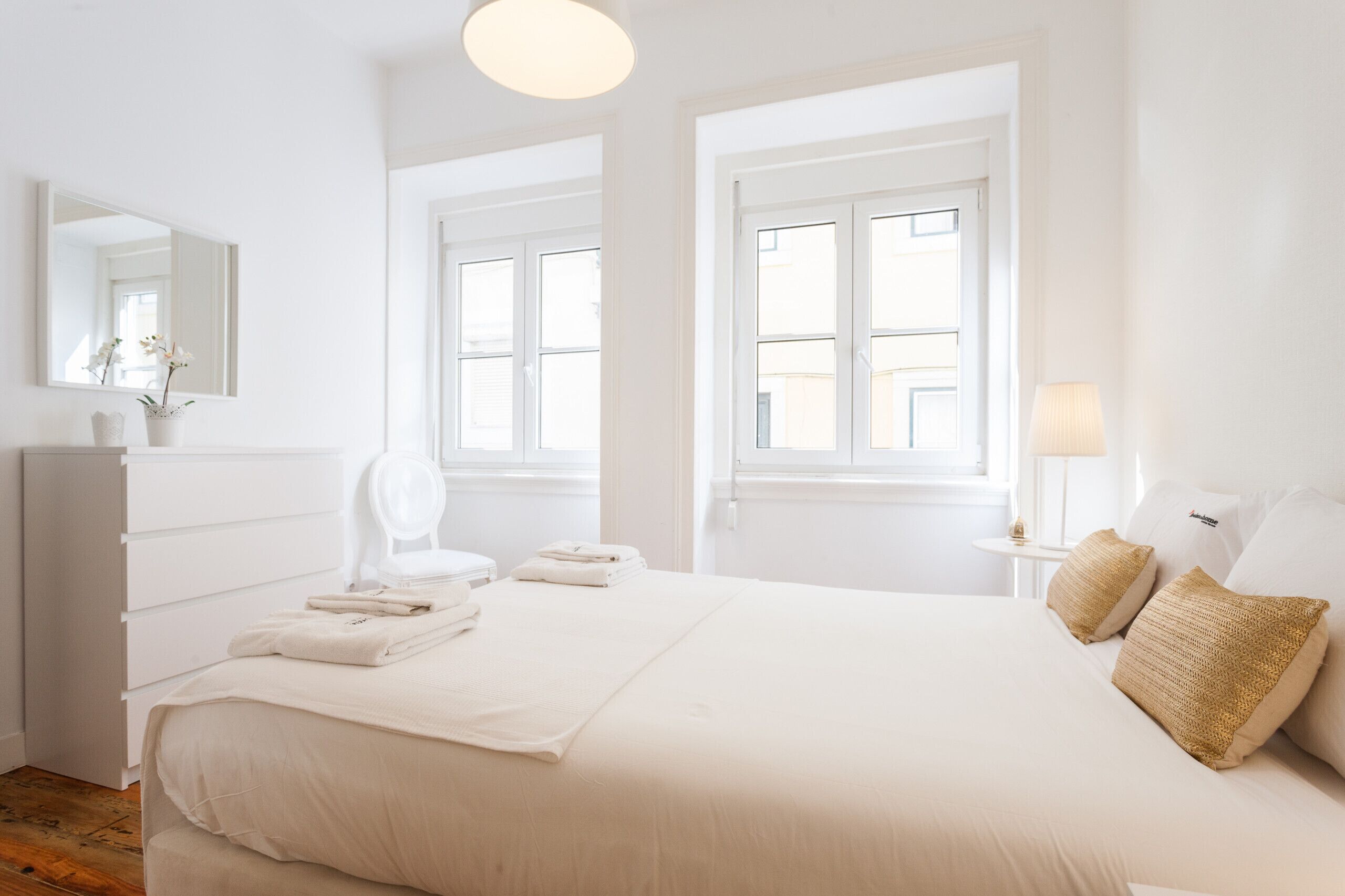 1 chambre, fer et planche à repasser, Wi-Fi gratuit, draps fournis