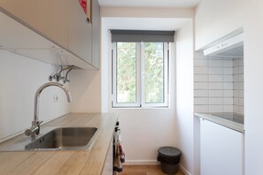 Fridge, microwave, oven, electric kettle